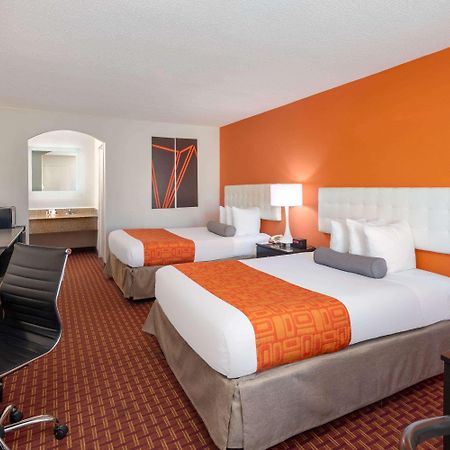 Howard Johnson By Wyndham Rock Hill Esterno foto
