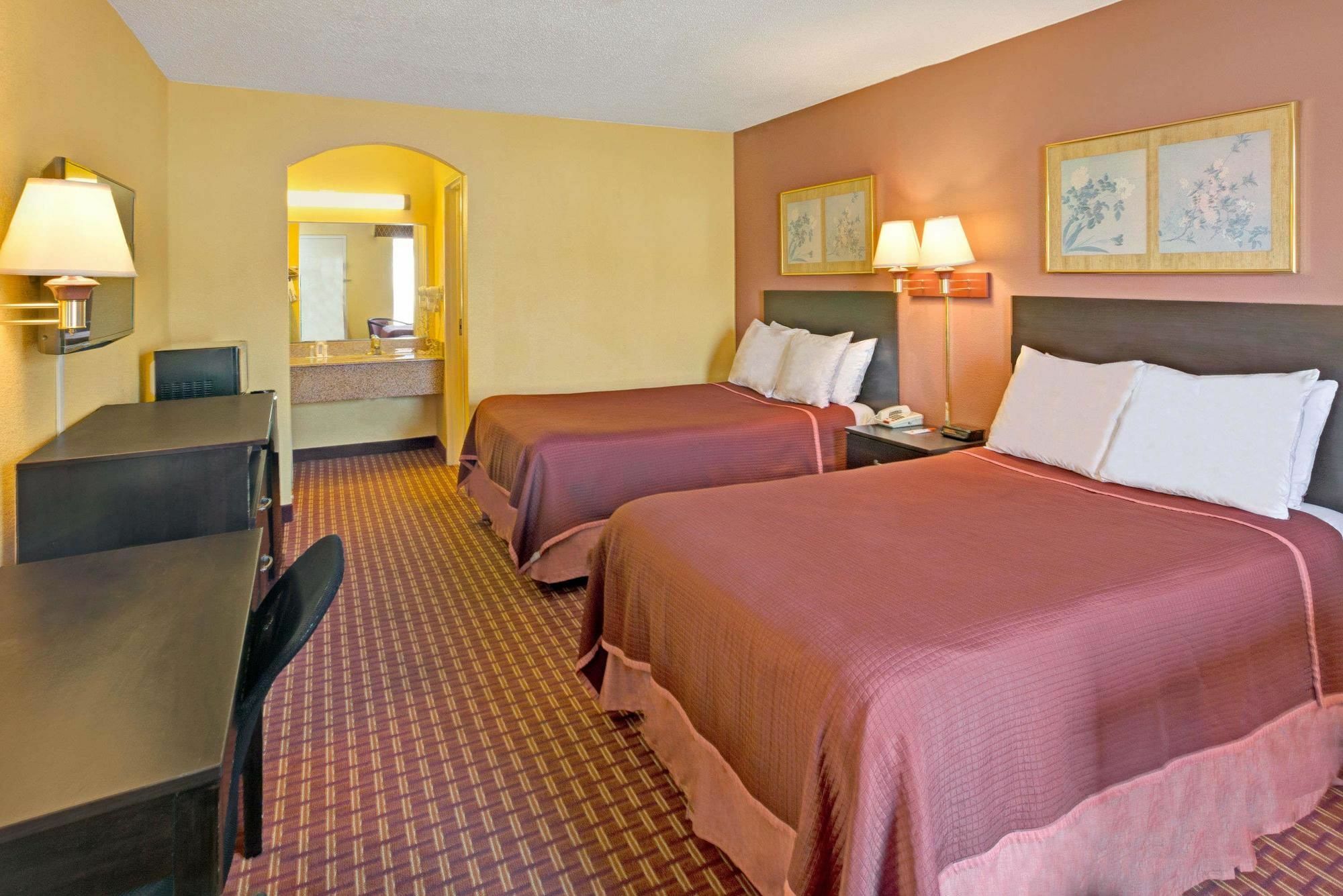 Howard Johnson By Wyndham Rock Hill Esterno foto